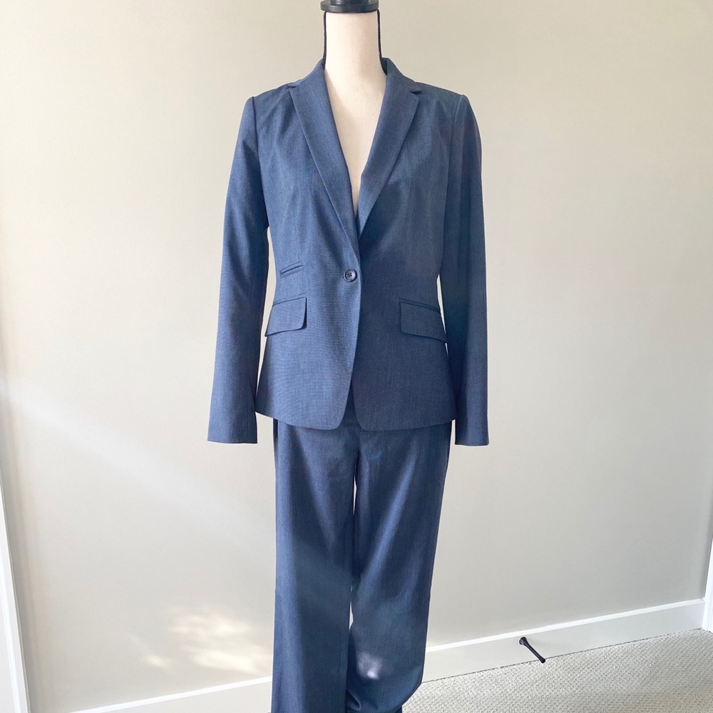 Banana Republic Navy Blue Women's Blazer & Pants Suit